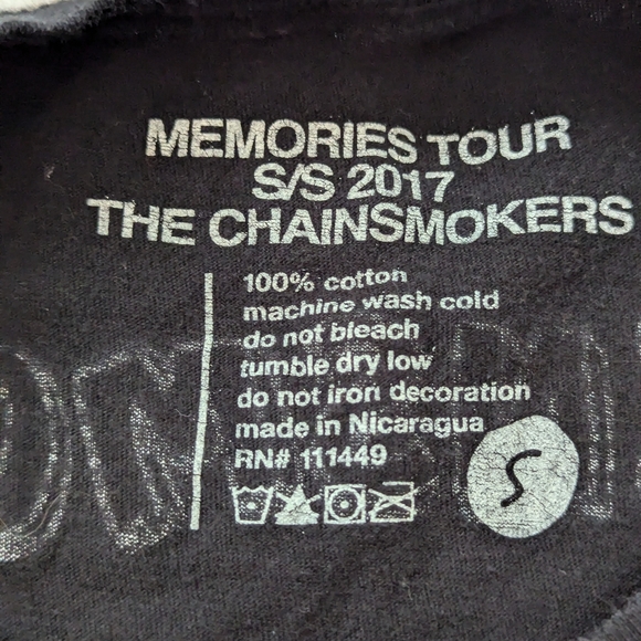The Chainsmokers Vintage 2017 Concert Tee Memories Do Not Open Loc/Dates Back - Picture 3 of 7